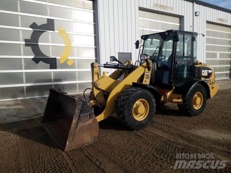 CAT 906M Pás carregadoras de rodas