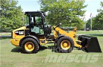 CAT 908M Pás carregadoras de rodas