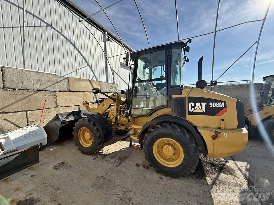 CAT 908M Pás carregadoras de rodas