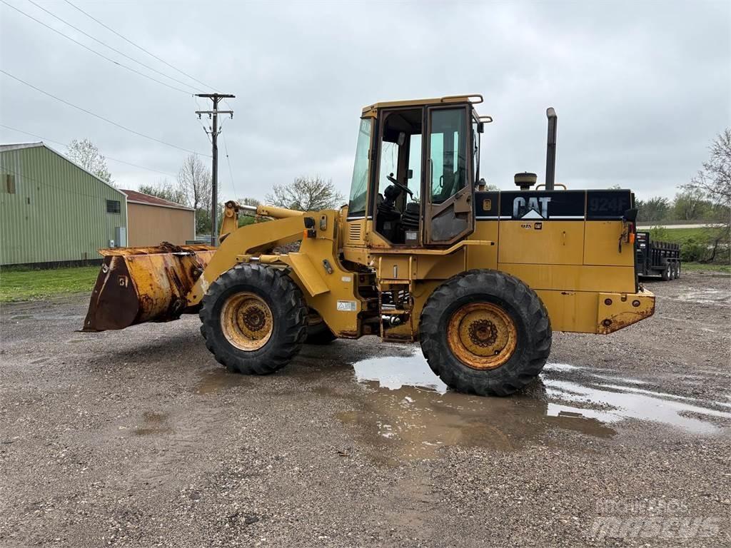 CAT 924F Pás carregadoras de rodas