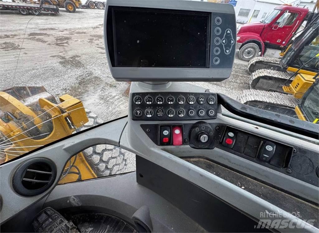 CAT 930K Pás carregadoras de rodas