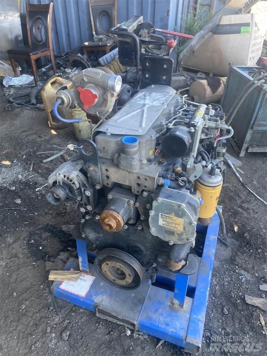 CAT C4.4 Motores