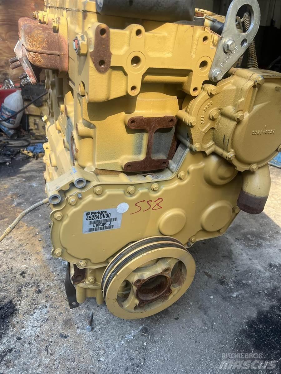 CAT C4.4 Motores
