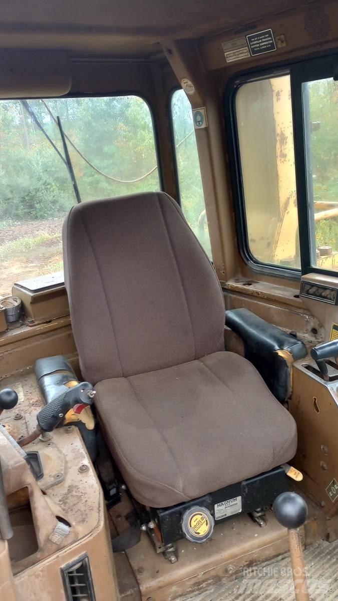 CAT D11N Dozers - Tratores rastos