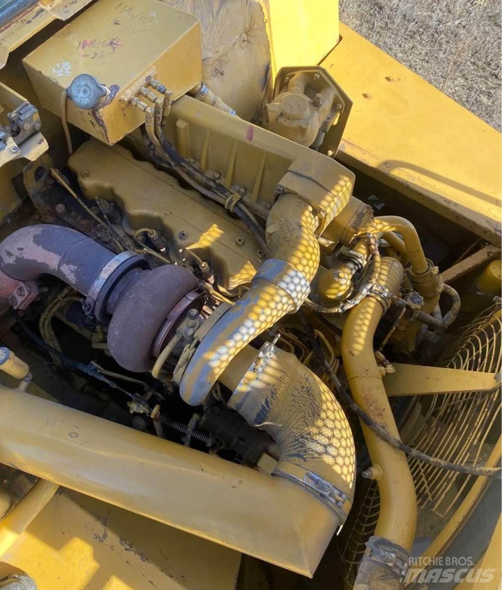 CAT D250B Camiões articulados