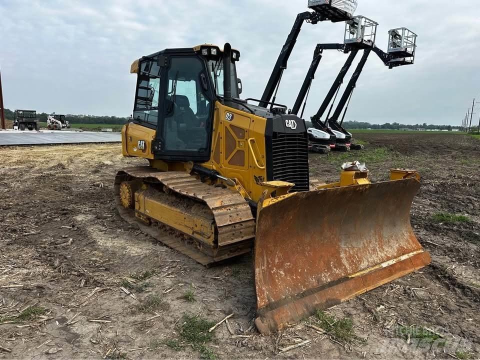 CAT D3 Dozers - Tratores rastos