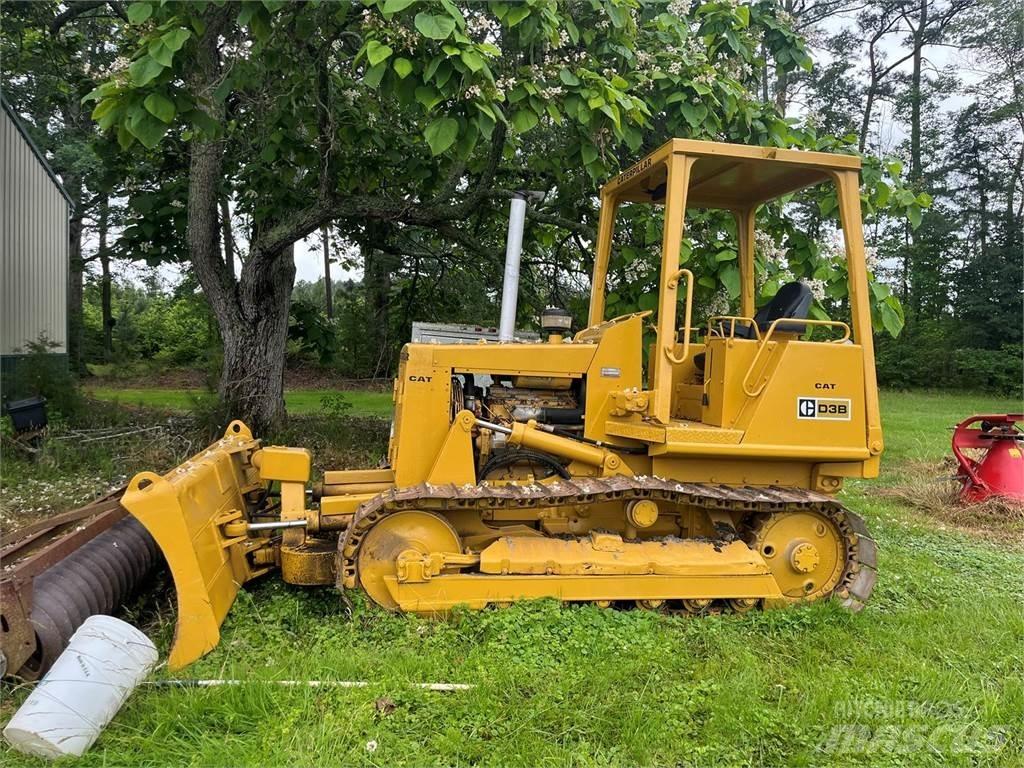 CAT D3B Dozers - Tratores rastos