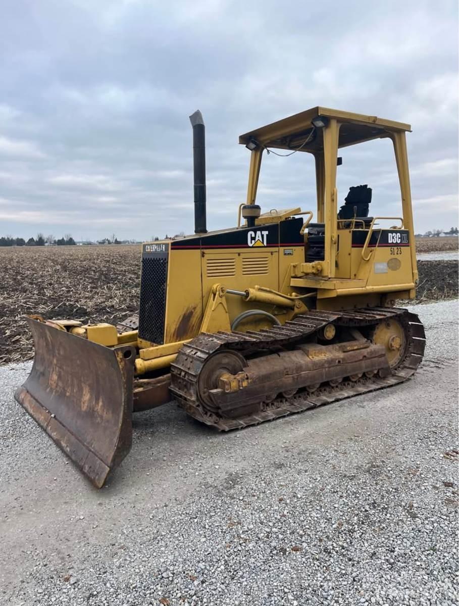 CAT D3C XL Dozers - Tratores rastos