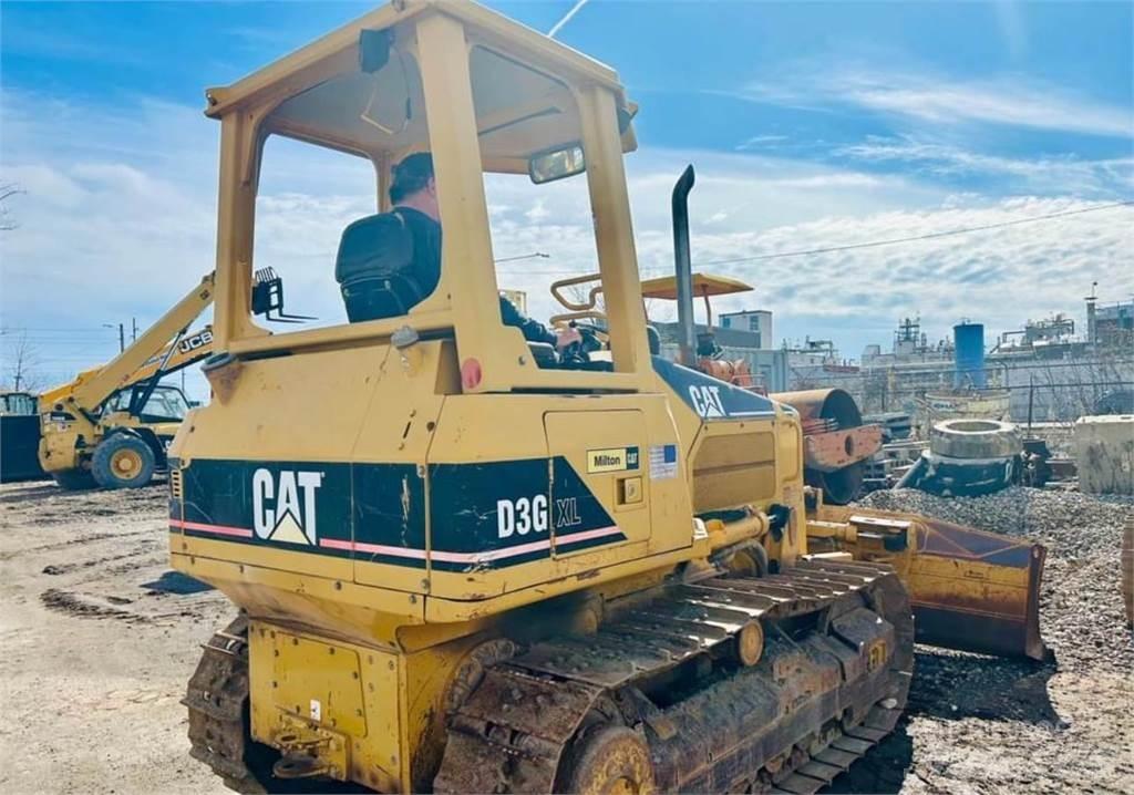CAT D3G XL Dozers - Tratores rastos