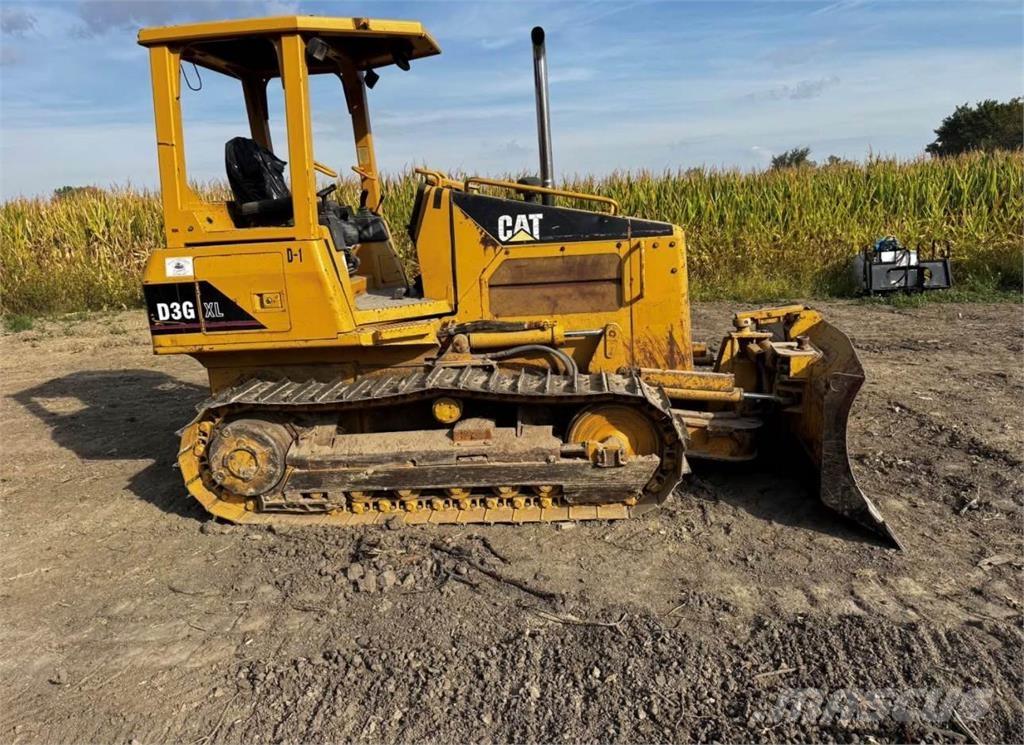 CAT D3G XL Dozers - Tratores rastos