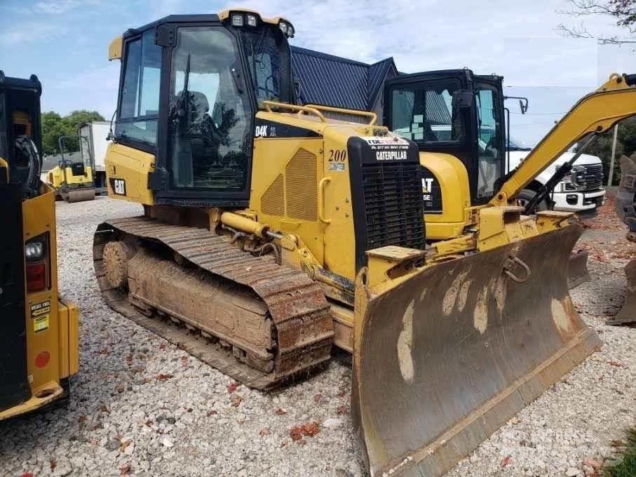 CAT D4K XL Dozers - Tratores rastos