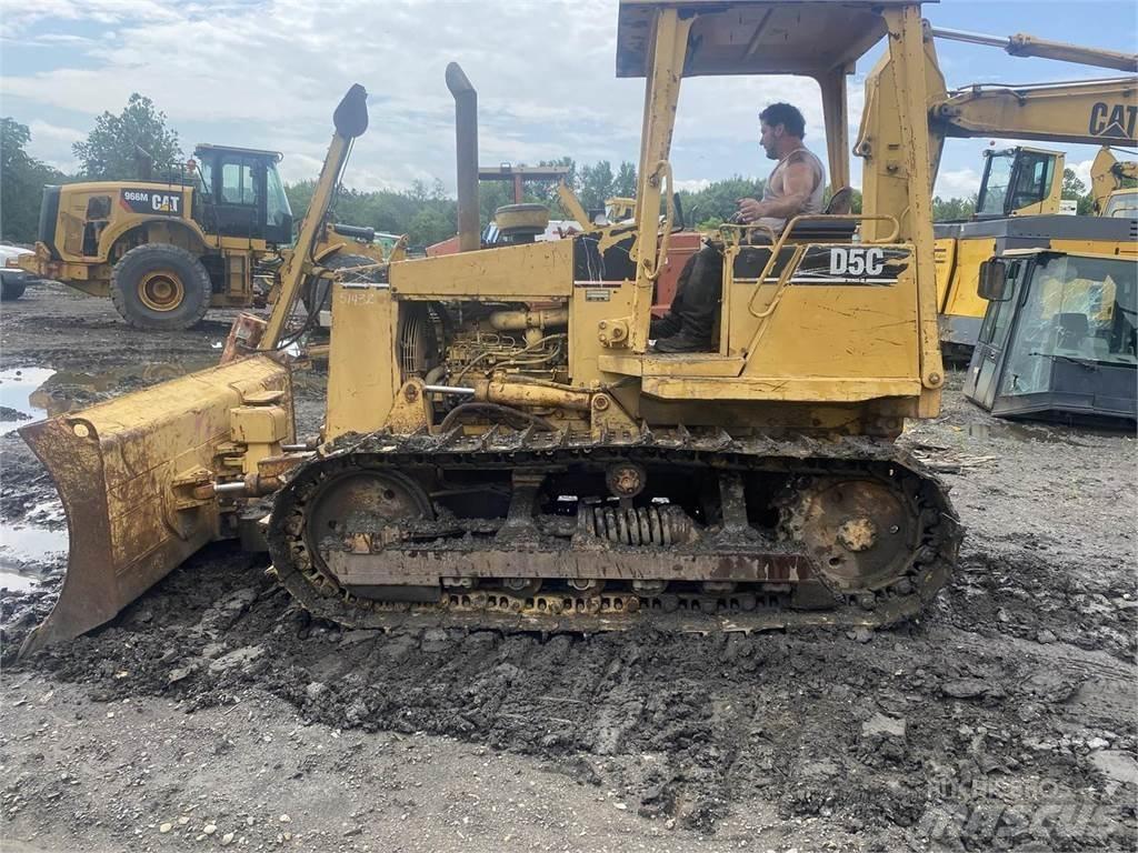CAT D5C Dozers - Tratores rastos