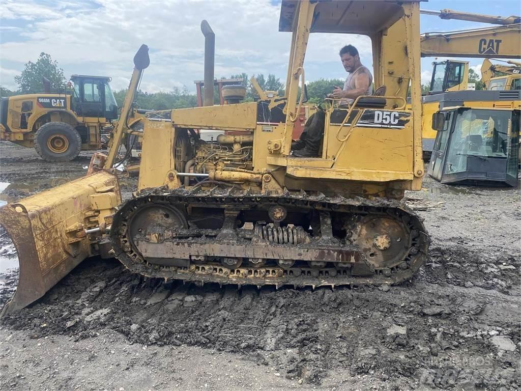 CAT D5C Dozers - Tratores rastos