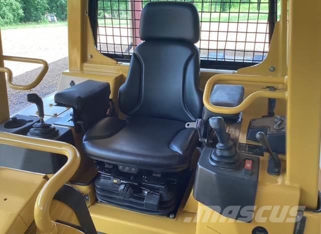 CAT D5G XL Dozers - Tratores rastos