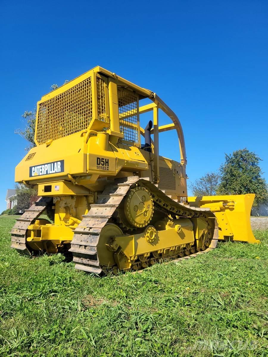 CAT D5H Dozers - Tratores rastos