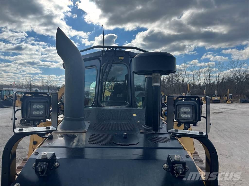 CAT D6 Dozers - Tratores rastos