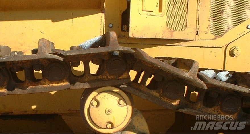 CAT D6C Rastos, correntes e material rodante