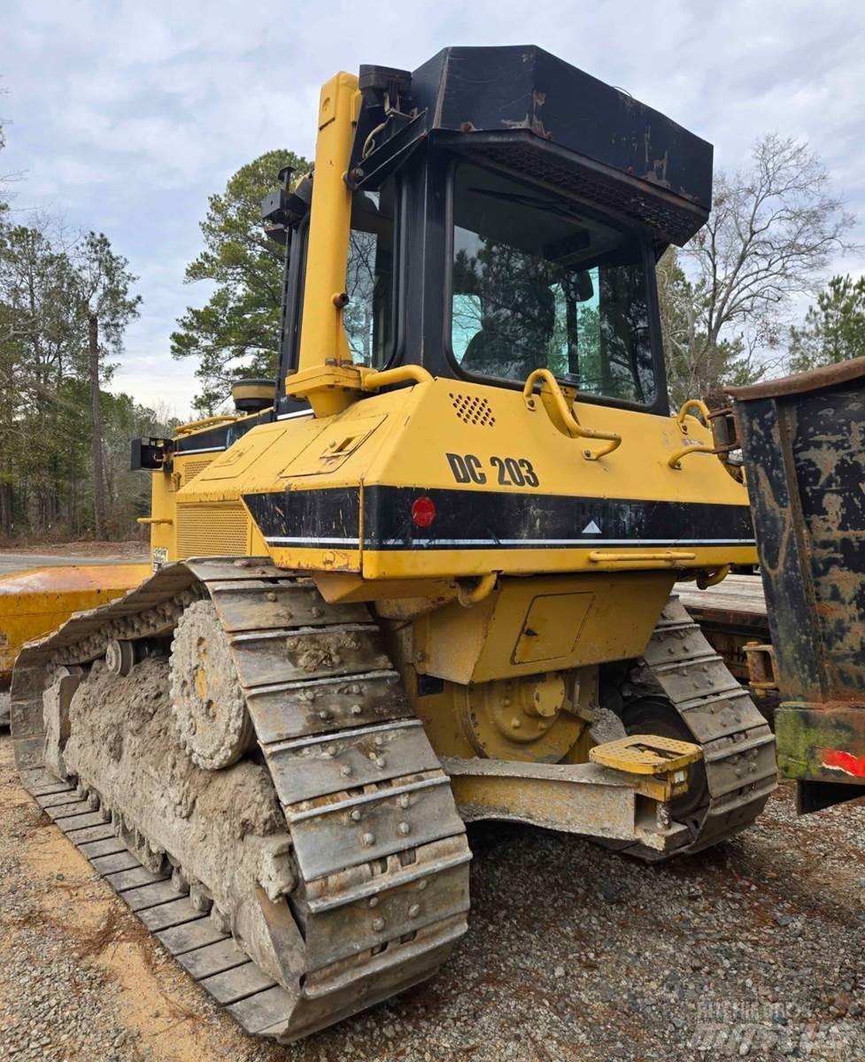 CAT D6M XL Dozers - Tratores rastos