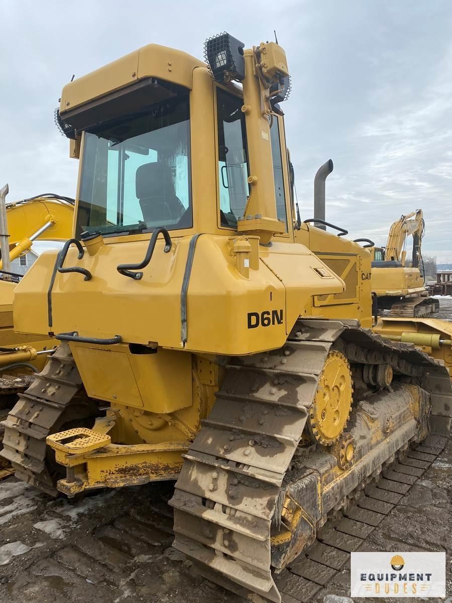 CAT D6N XL Dozers - Tratores rastos