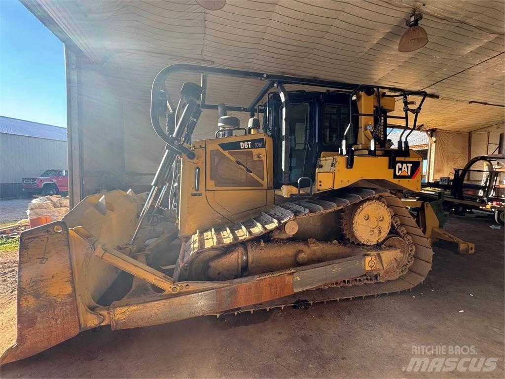 CAT D6T XW Dozers - Tratores rastos
