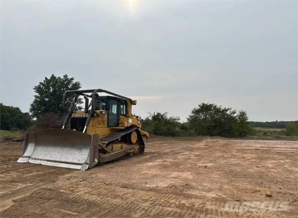 CAT D6T XW Dozers - Tratores rastos