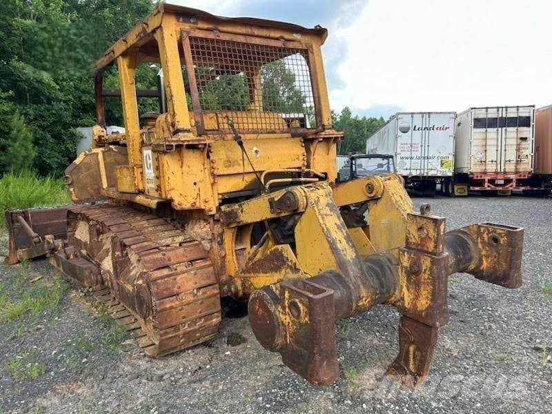 CAT D7F Dozers - Tratores rastos