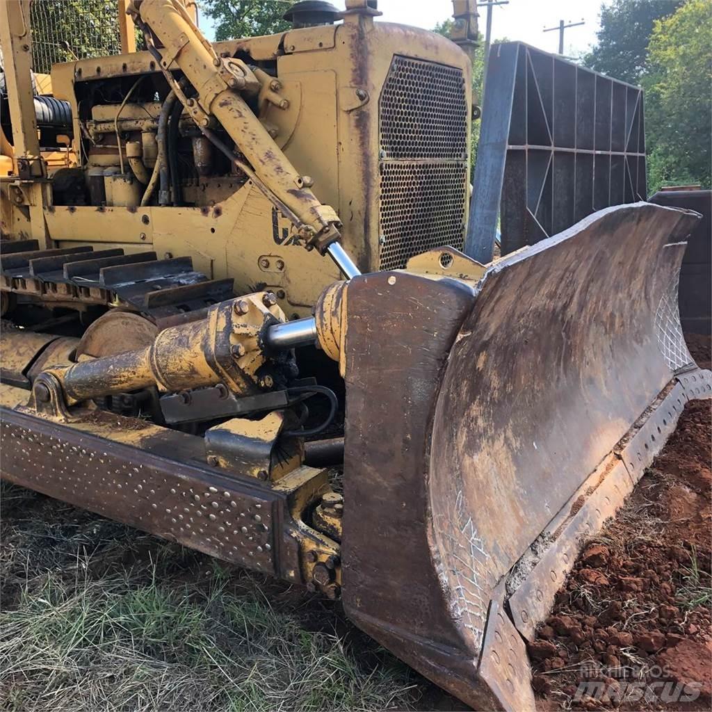 CAT D8H Dozers - Tratores rastos