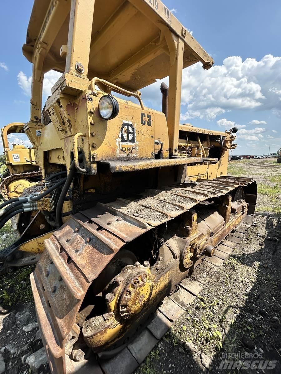 CAT D8H Dozers - Tratores rastos