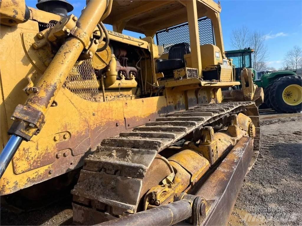 CAT D8H Dozers - Tratores rastos