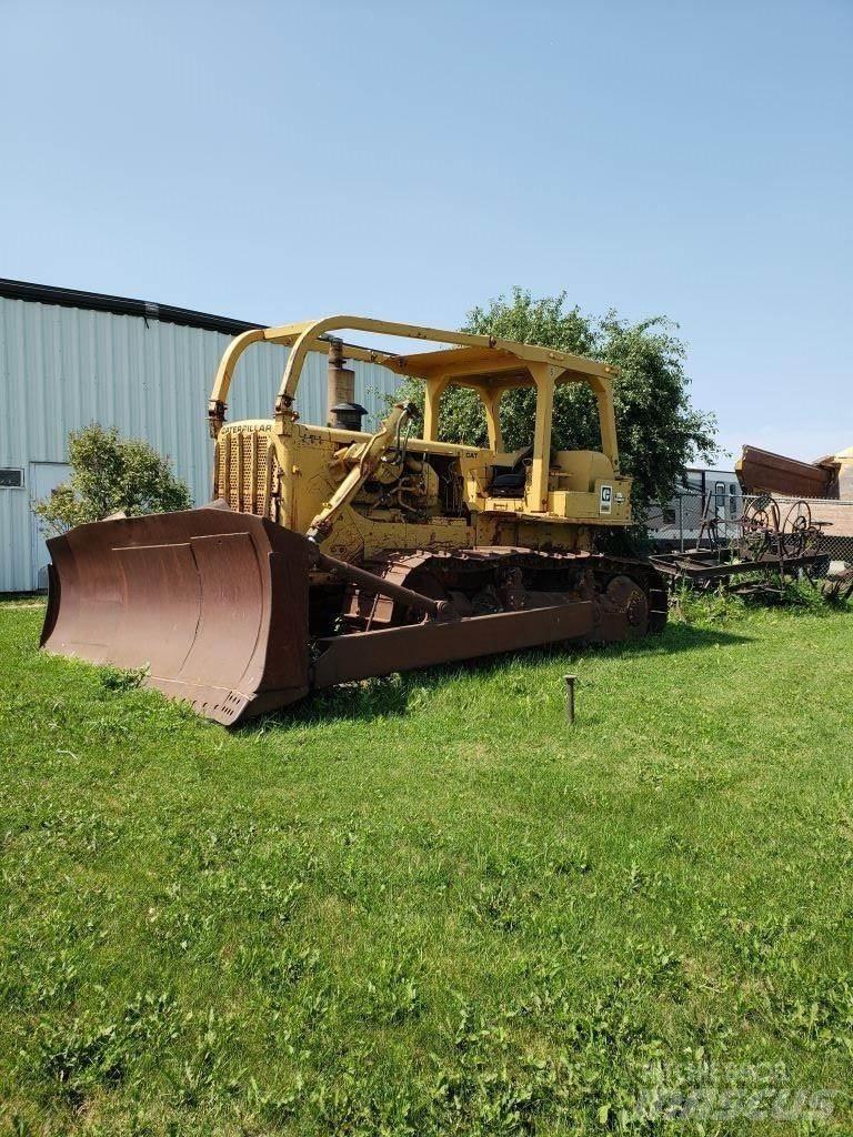 CAT D8K Dozers - Tratores rastos
