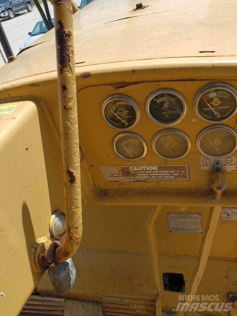 CAT D8K Dozers - Tratores rastos