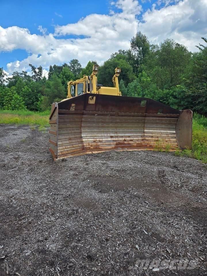 CAT D8N Dozers - Tratores rastos