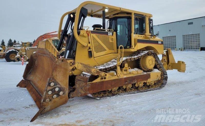 CAT D8T Dozers - Tratores rastos