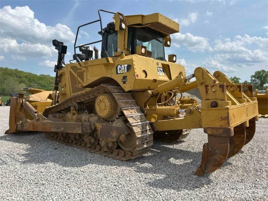 CAT D8T Dozers - Tratores rastos