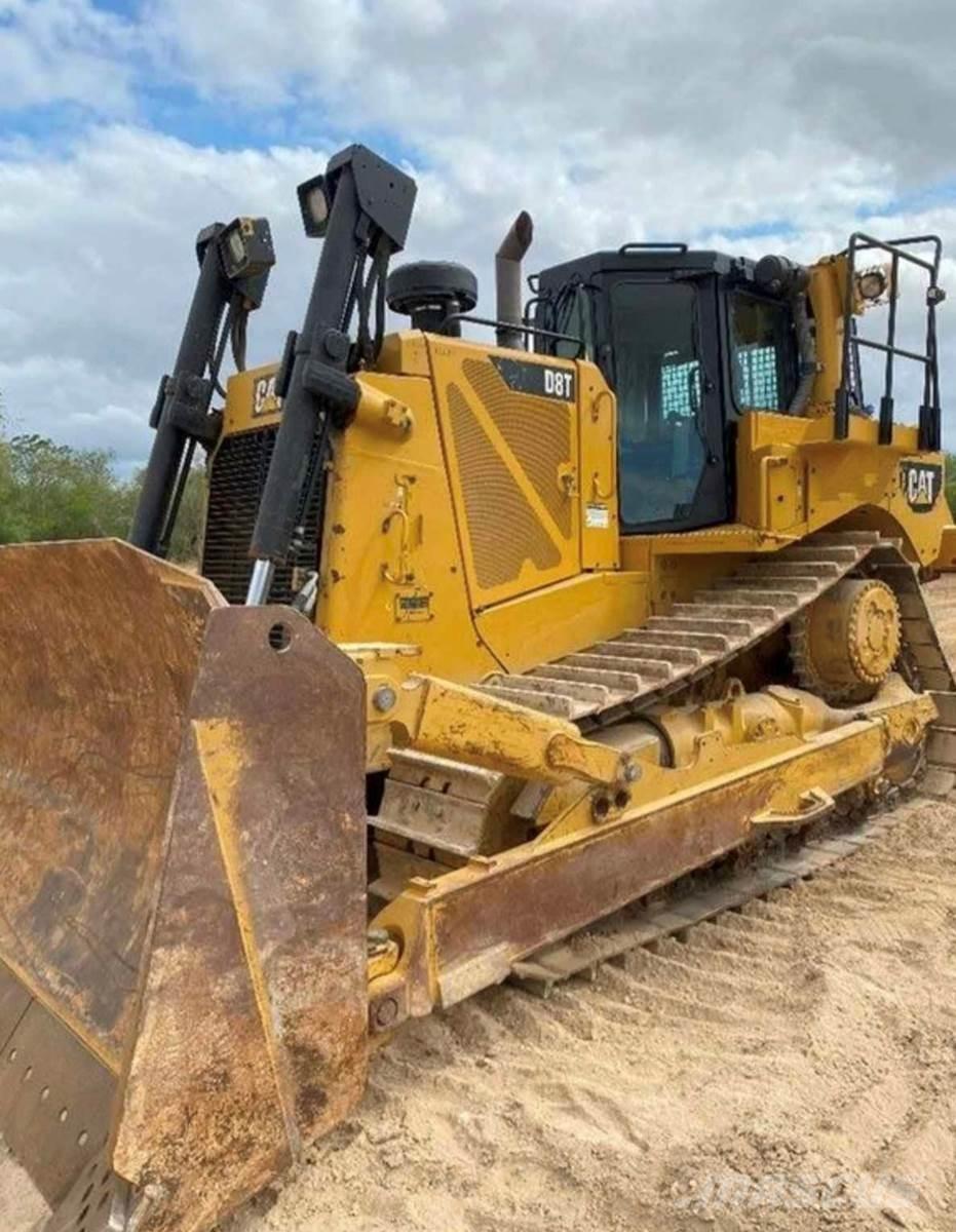 CAT D8T Dozers - Tratores rastos