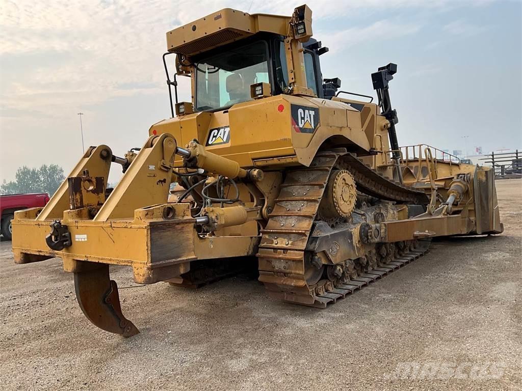CAT D8T Dozers - Tratores rastos