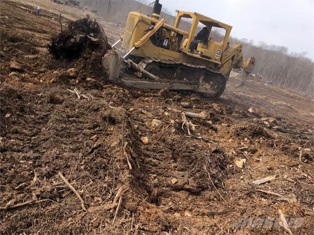 CAT D9G Dozers - Tratores rastos