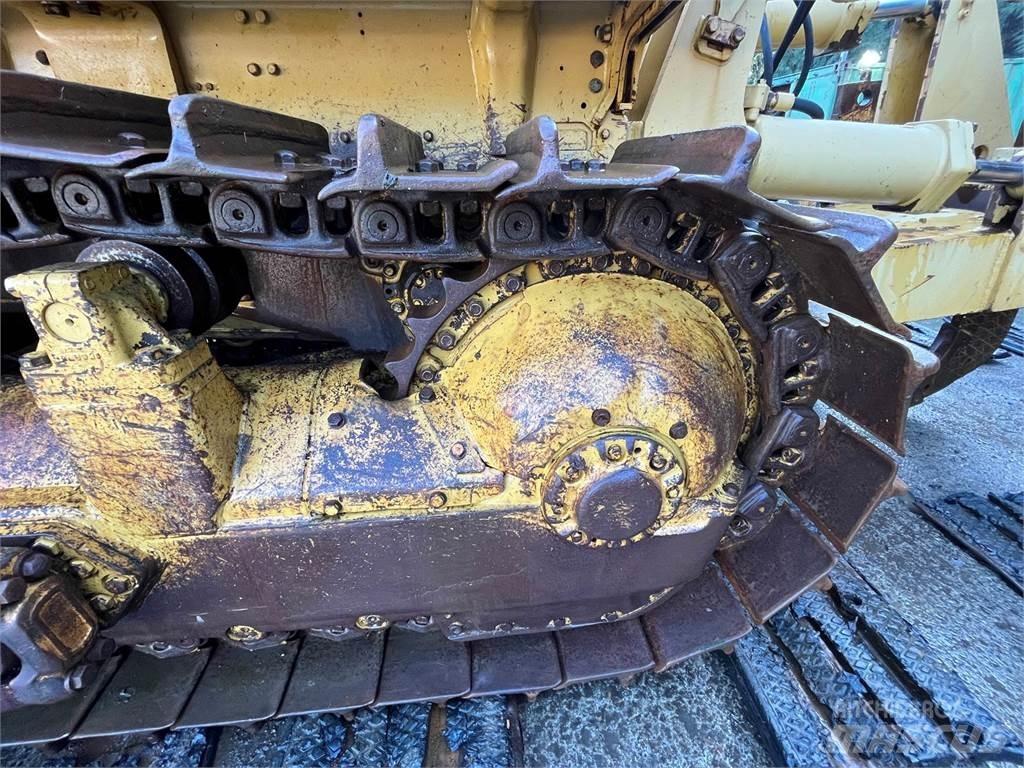 CAT D9H Dozers - Tratores rastos