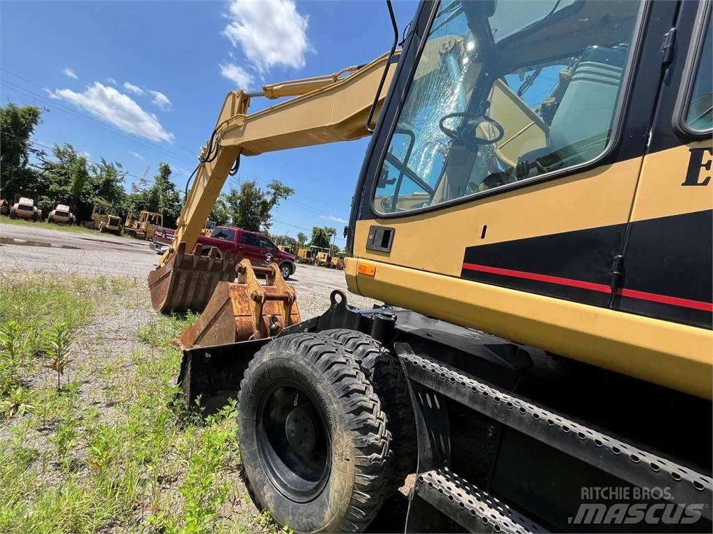 CAT M318 Escavadoras de rodas