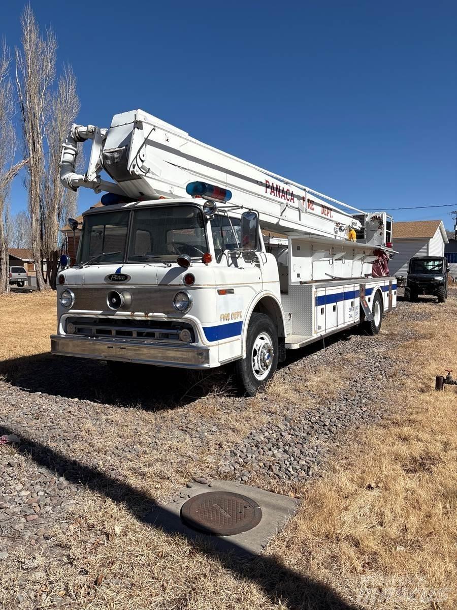 Ford 8000 Carros de bombeiros