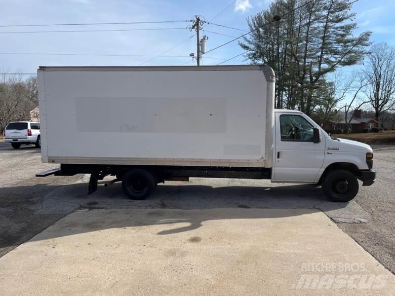 Ford F-350 Camiões de caixa fechada