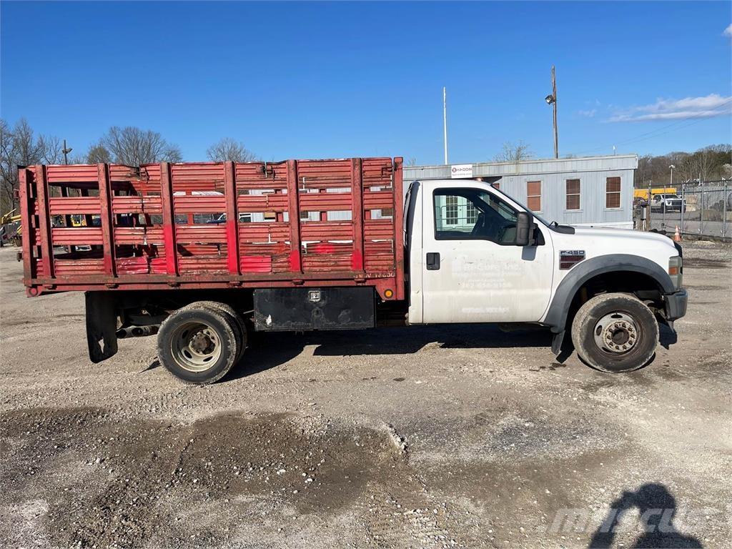 Ford F-450 Camiões de transporte de animais