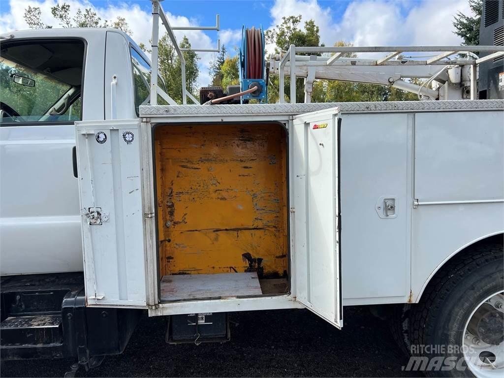Ford F-650 Camiões Municipais / Uso Geral