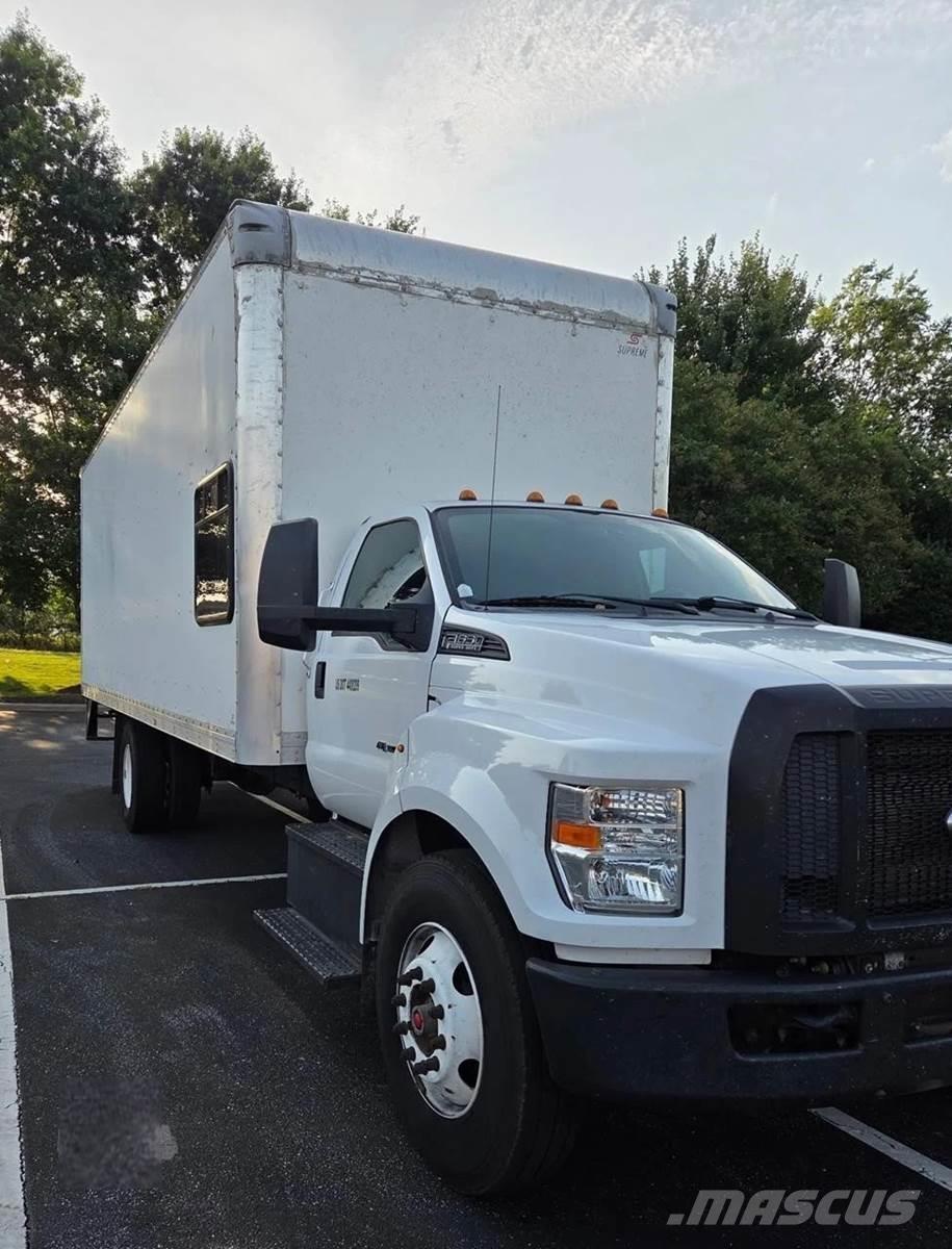 Ford F-650 Camiões de caixa fechada