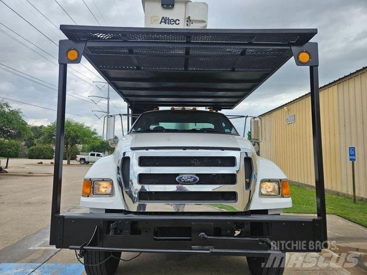Ford F-750 Plataformas aéreas montadas em camião