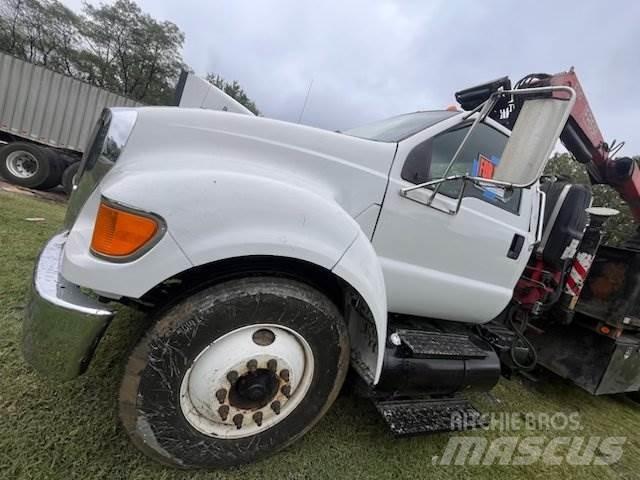 Ford F-750 Outros Camiões