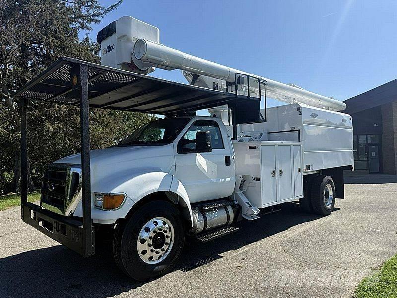 Ford F-750 Plataformas aéreas montadas em camião