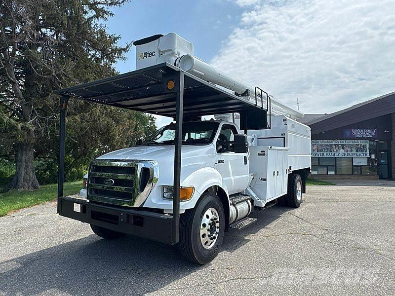 Ford F-750 Plataformas aéreas montadas em camião