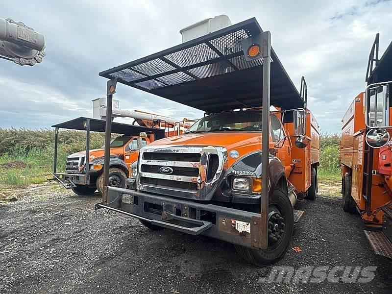 Ford F-750 Plataformas aéreas montadas em camião