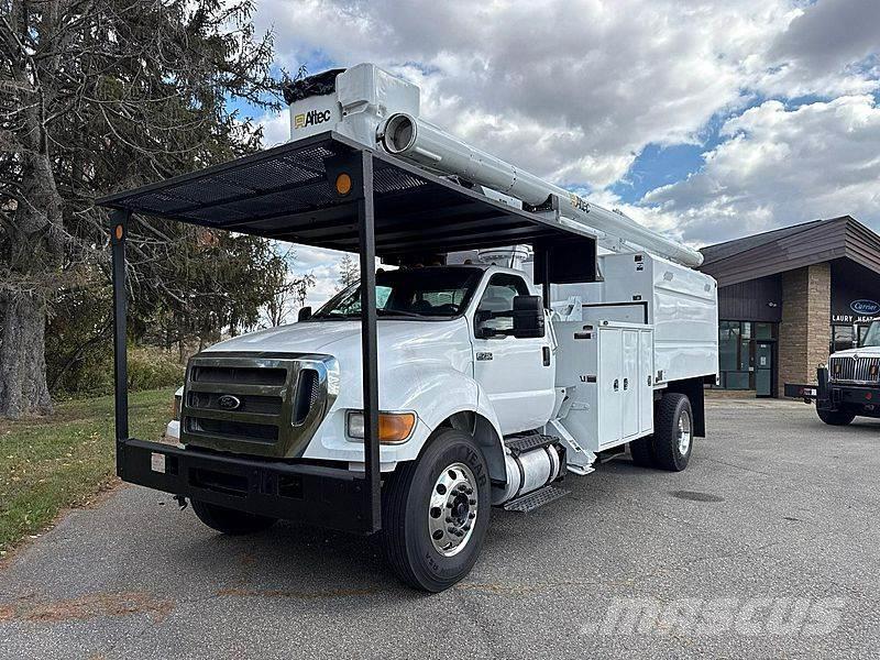 Ford F-750 Plataformas aéreas montadas em camião